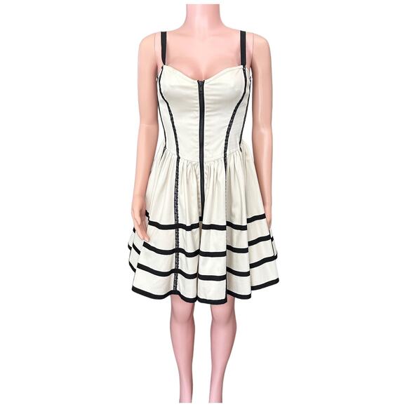 Betsey Johnson Corset Dress Sweetheart Neckline Black Stripes Flared Skirt Sz 6